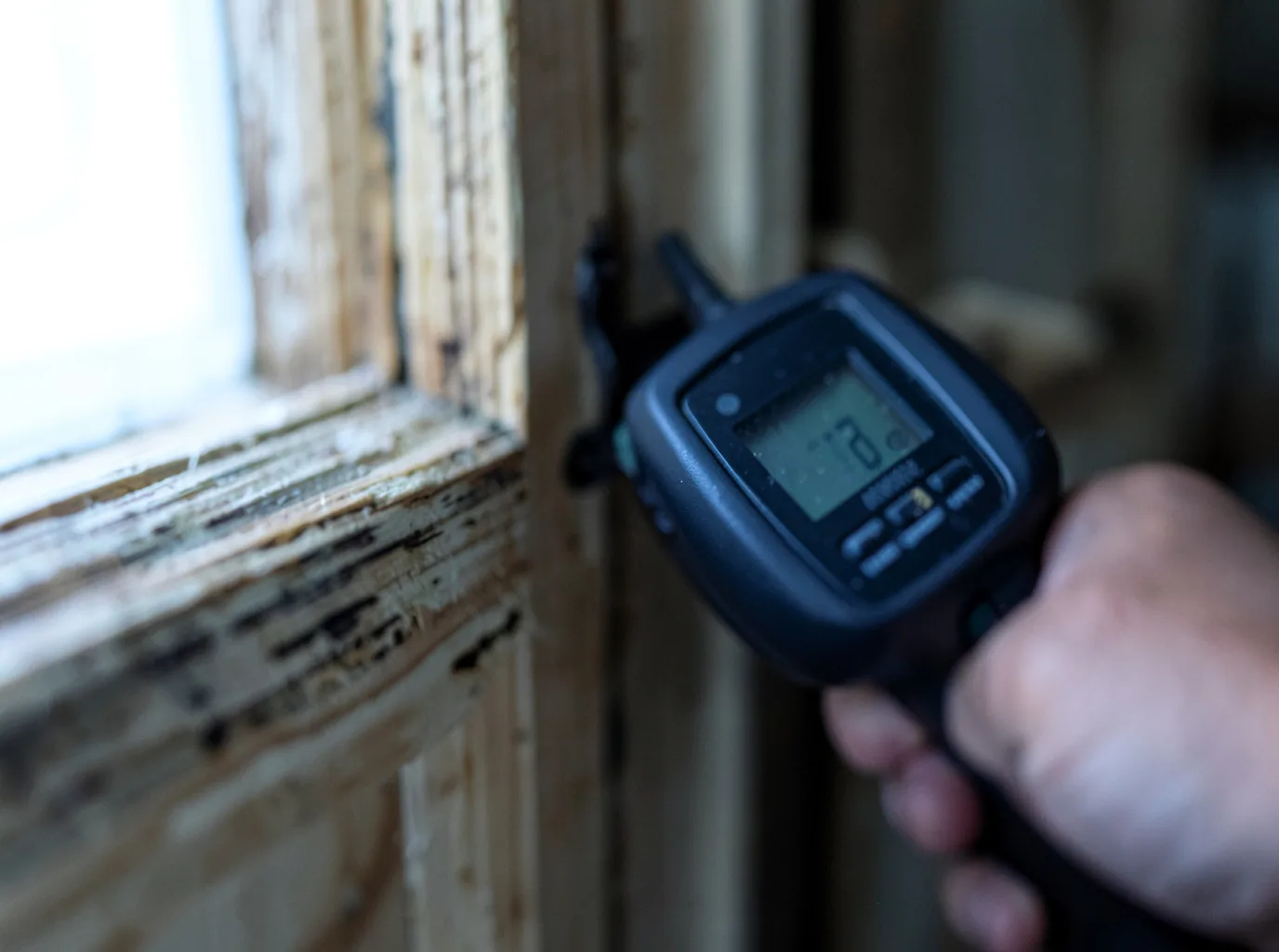 Ceiling Water Damage Repair in Hankamer, TX